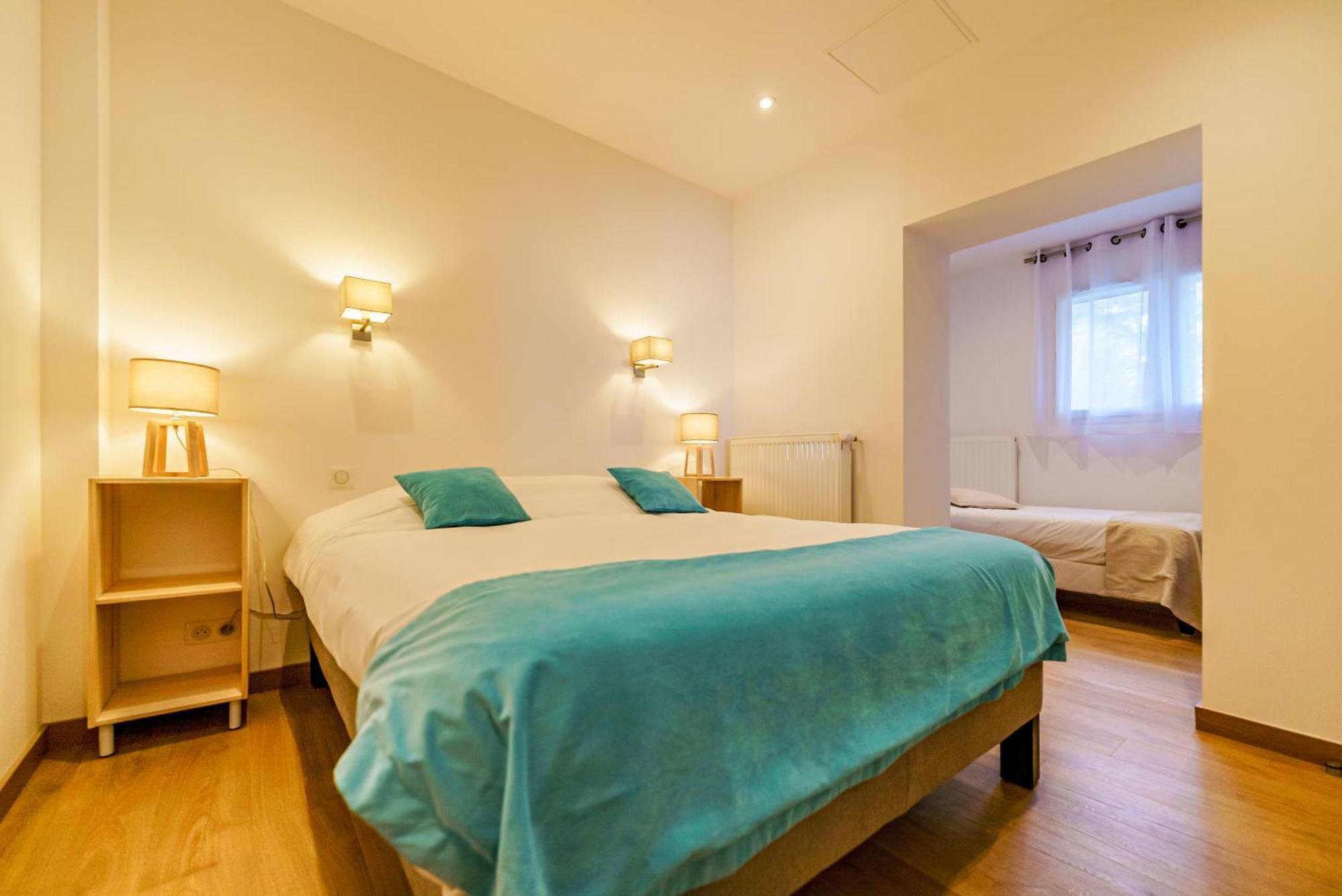 Hotel De La Plage Publier Bagian luar foto